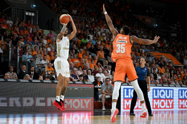 他需要面对 他需要面对