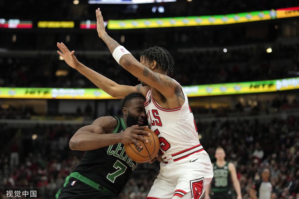 伤病阴影下 伤病阴影下