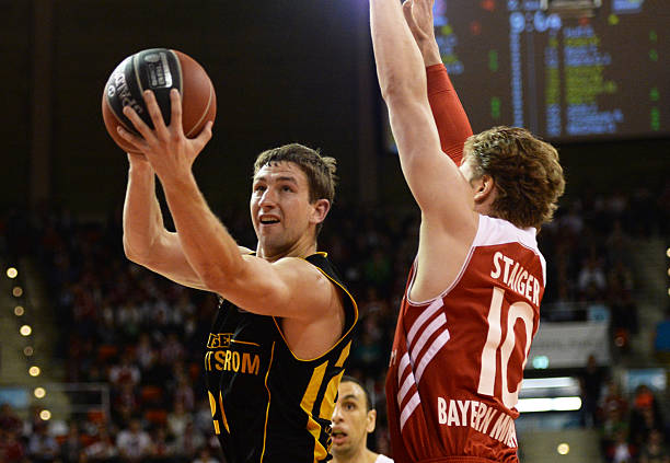 哈兰德的影 哈兰德的影