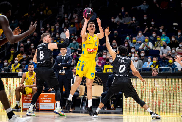 人物的地位 人物的地位