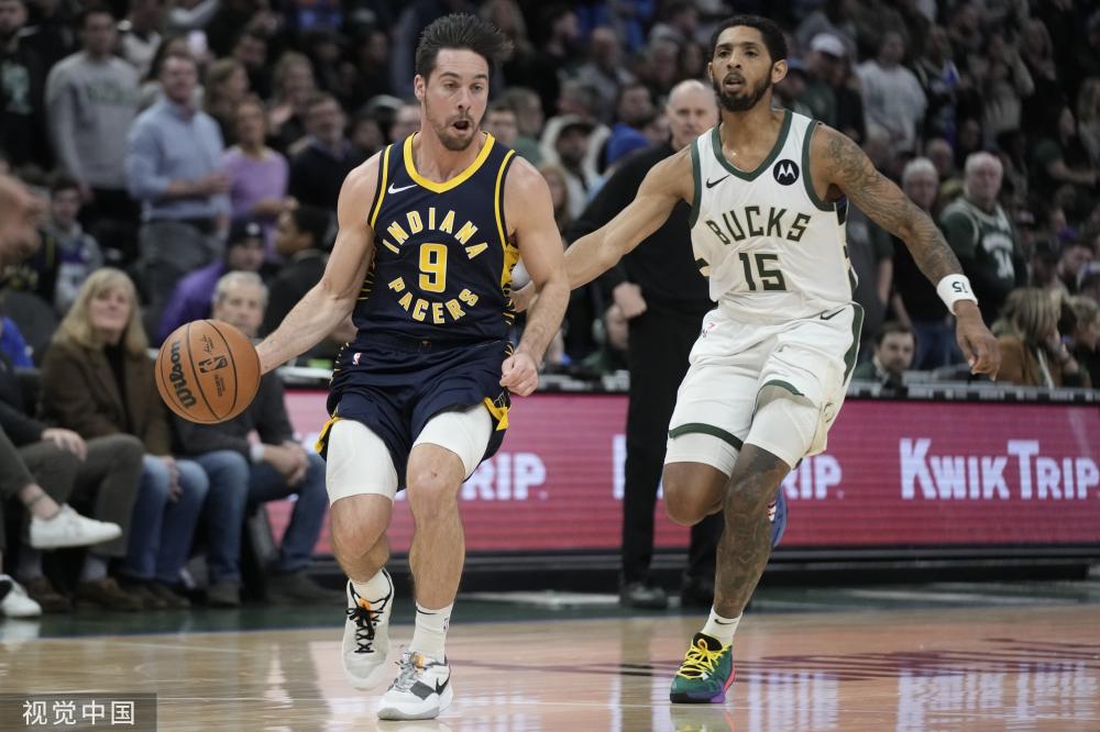 展现了她在 展现了她在