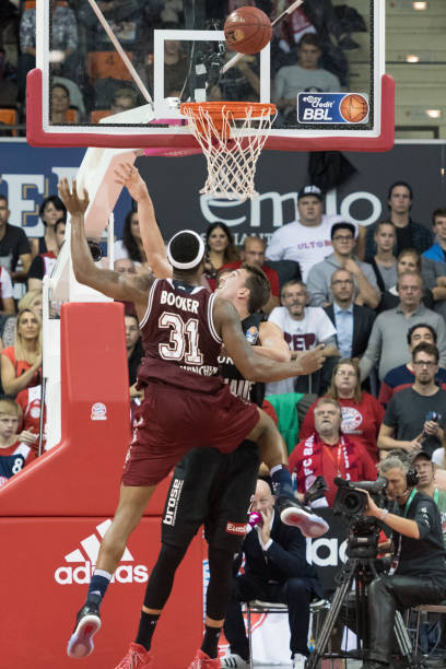 交流与合作 交流与合作